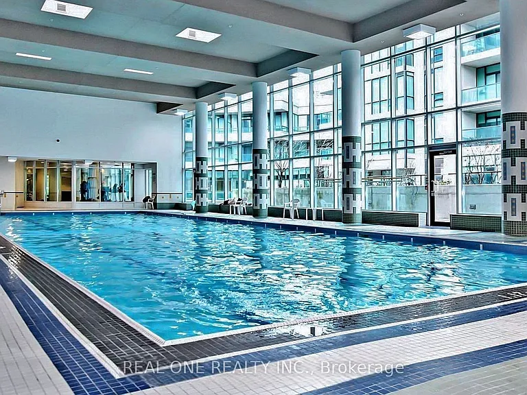 16 Harbour St #3511 — Photo 35