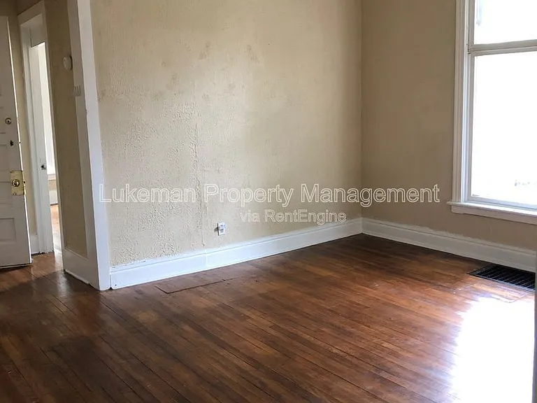 609 Pearl St #1 — Photo 1