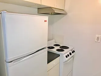 Rented by Carroll Gardens Realty