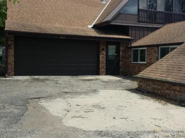 611 N Spruce St, Ottawa, KS 66067