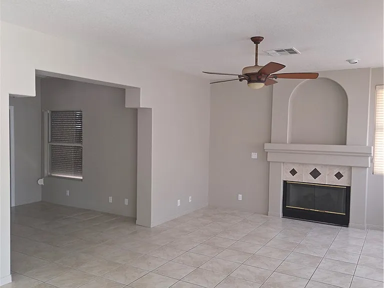 1312 Sun Copper Dr — Photo 4