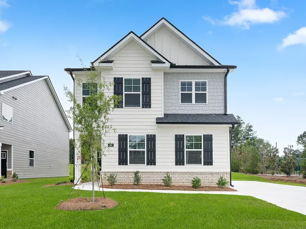 100 Oakchase Park Ln, Hampton, GA 30228