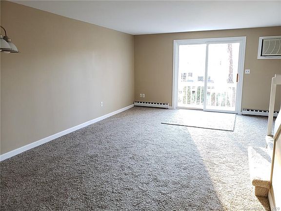 5th image of 54 Bradley St APT 3