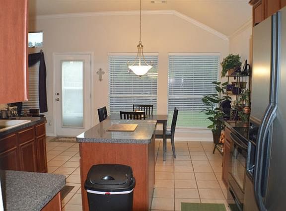 5th image of 2502 Castle Pines Dr