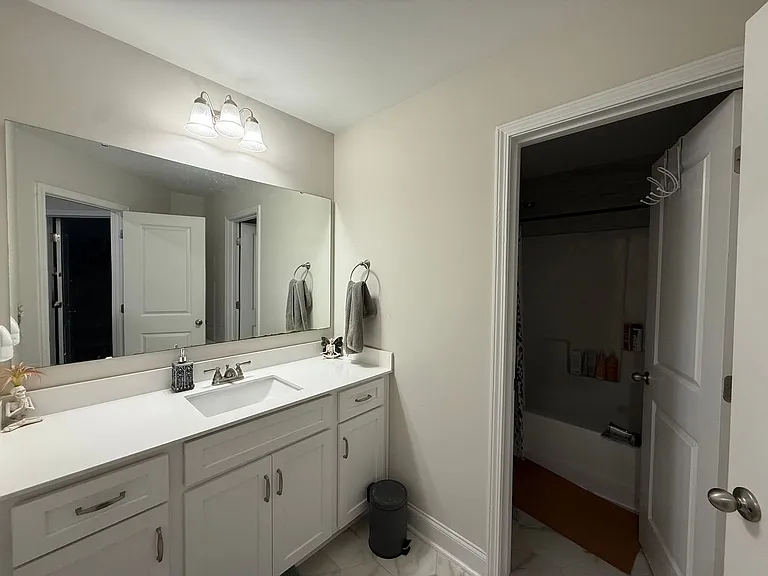 1214 Morgan St — Photo 15