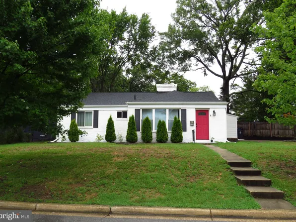 2012 Ruatan St, Hyattsville, MD 20783