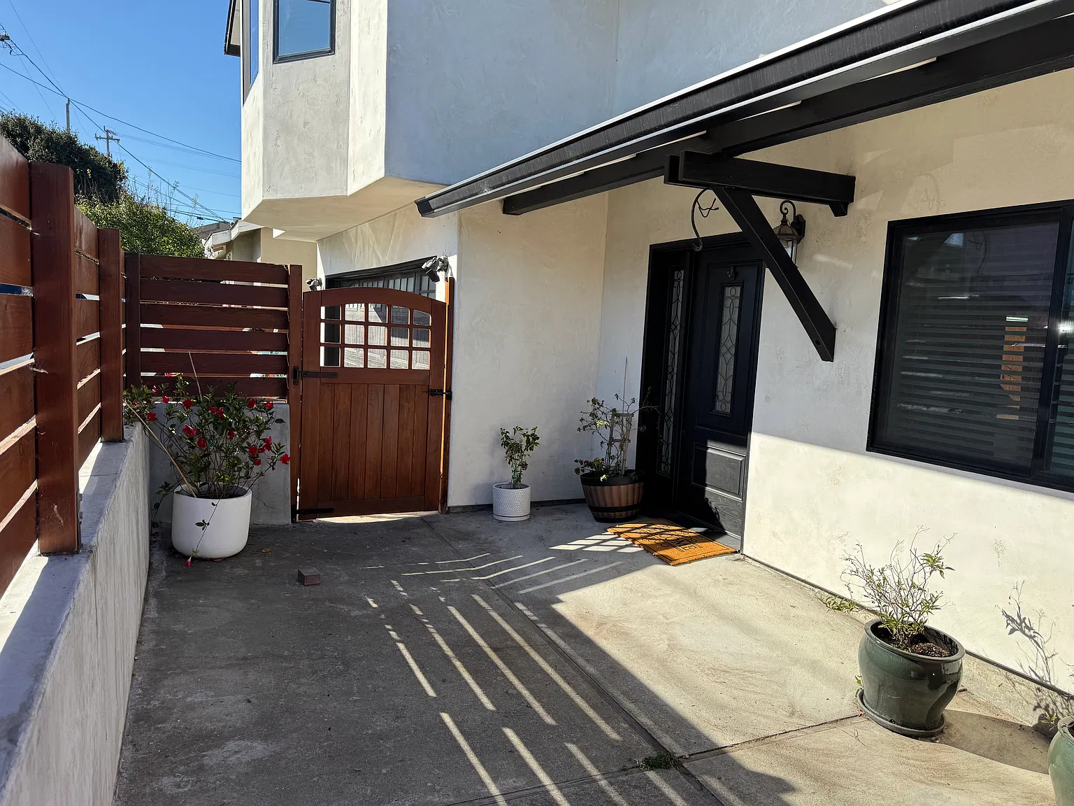 2 bed, 1725 sqft, $4,250 — Photo 1