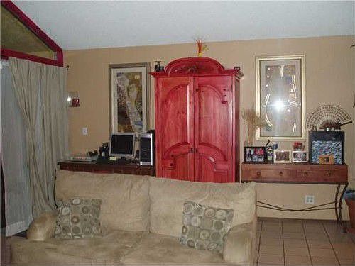2nd image of 4039 Arey Dr