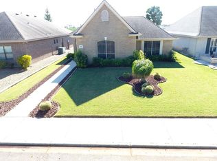 247 Karen Dr, Alamo, TX 78516