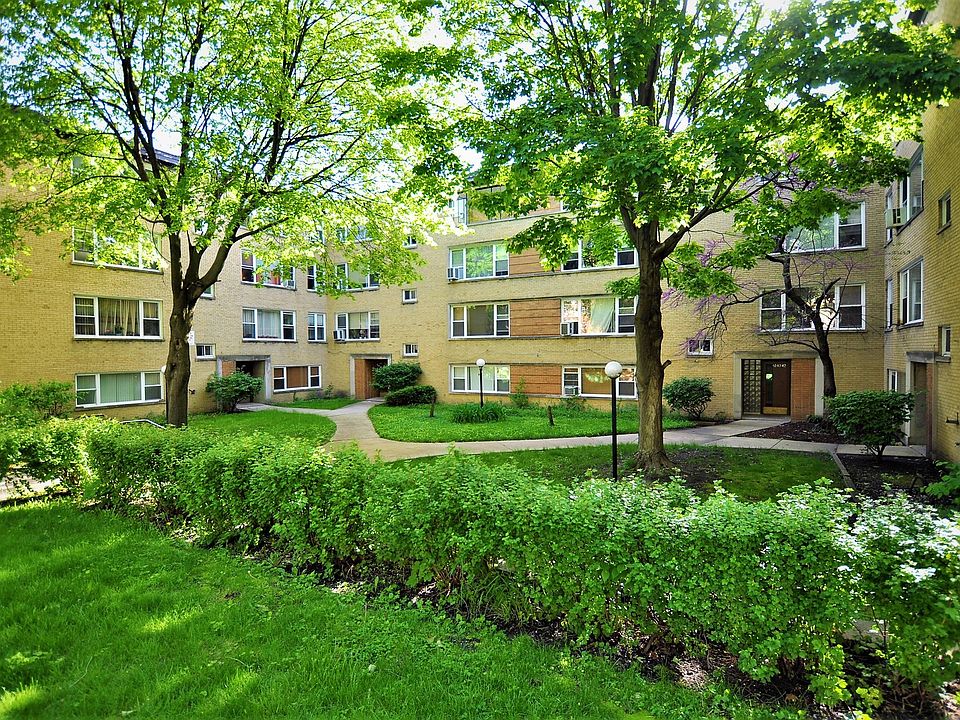 1st image of 6132 N Damen Ave APT 3A