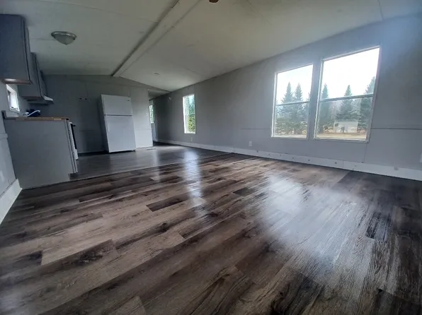 Hummingbird MHP - 19, 19 Rugosa Ln, Levant, ME 04456