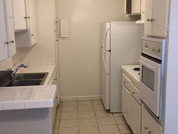 3rd image of 3514 Vinton Ave #3