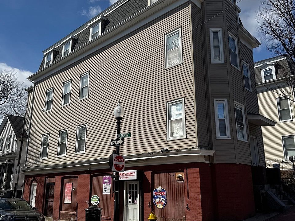1st image of 75 Putnam St