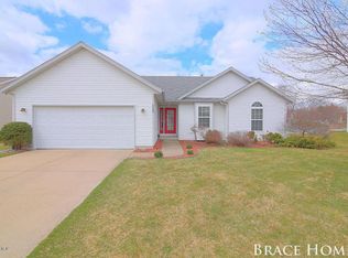 5309 Pinnacle Dr SW, Wyoming, MI 49519