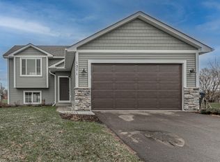 1271 Legacy Pkwy, New Richmond, WI 54017