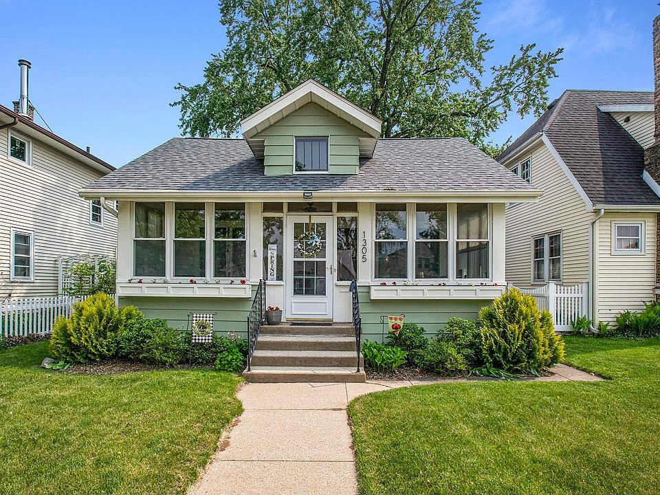 1305 E Mishawaka Ave, Mishawaka, IN 46544 Zillow