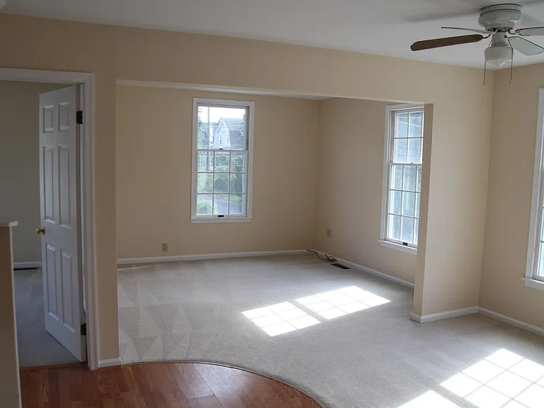 715 Berwyn Ave #2BR — Photo 4