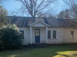 107 West St, Harleyville, SC 29448