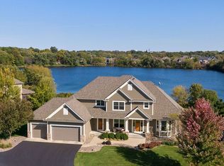8217 Krueger Ct, Victoria, MN 55386