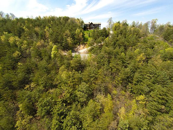 4th image of Look Rock Crest Dr