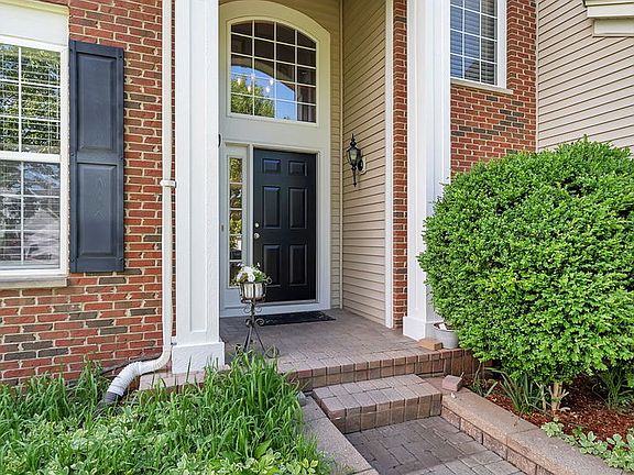 3rd image of 2413 White Rose Dr