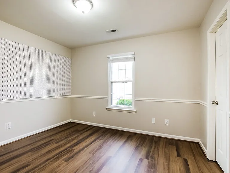 4006 Quail Hollow Ct — Photo 12