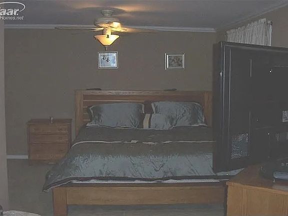 3rd image of 4292 Bristolwood Dr