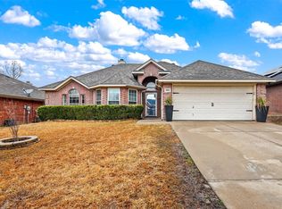 3801 Staghorn Cir N, Fort Worth, TX 76137