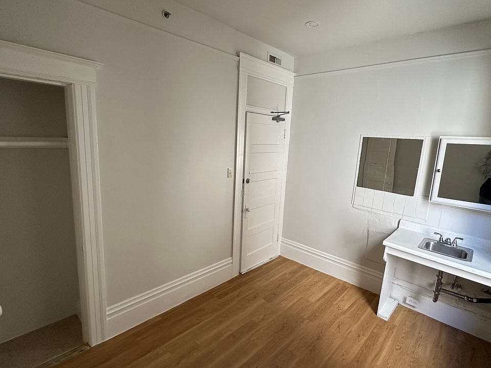 1st image of 2 Emery Ln #3