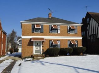 18709 Chagrin Blvd, Shaker Heights, OH 44122