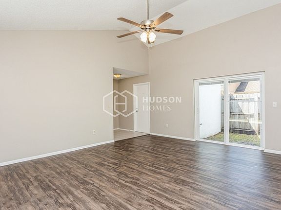 5th image of 5905 Birchwood Dr