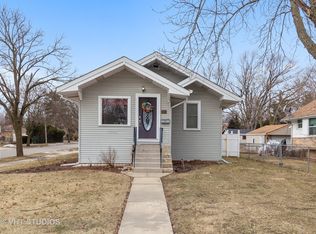 300 N Princeton Ave, Villa Park, IL 60181