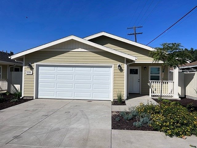 1st image of 221 E El Segundo Blvd