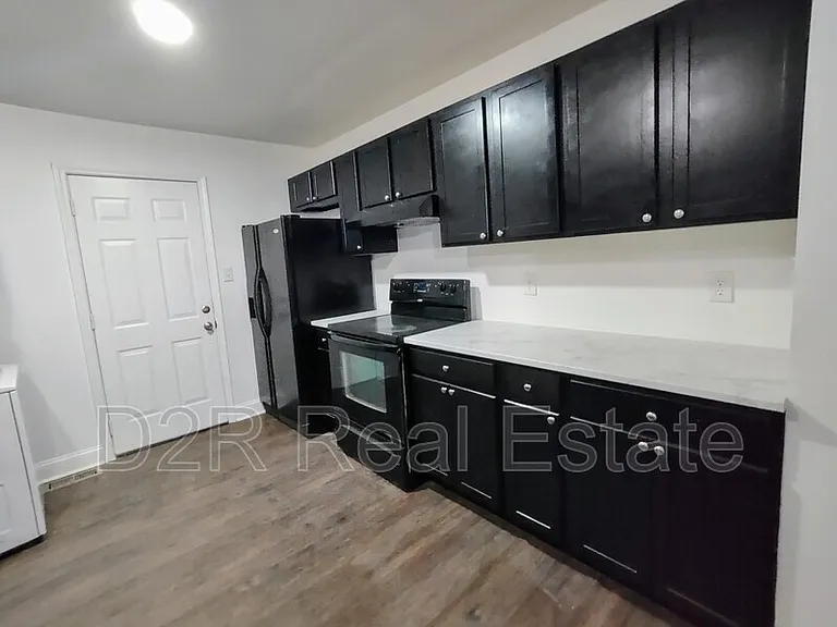 7909 Southfield Dr — Photo 5