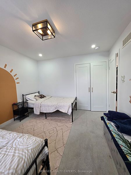 London House for rent - 5 Bedrooms — photo 16