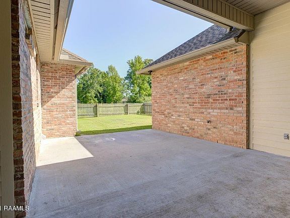 4th image of 215 Nottingwood Ct