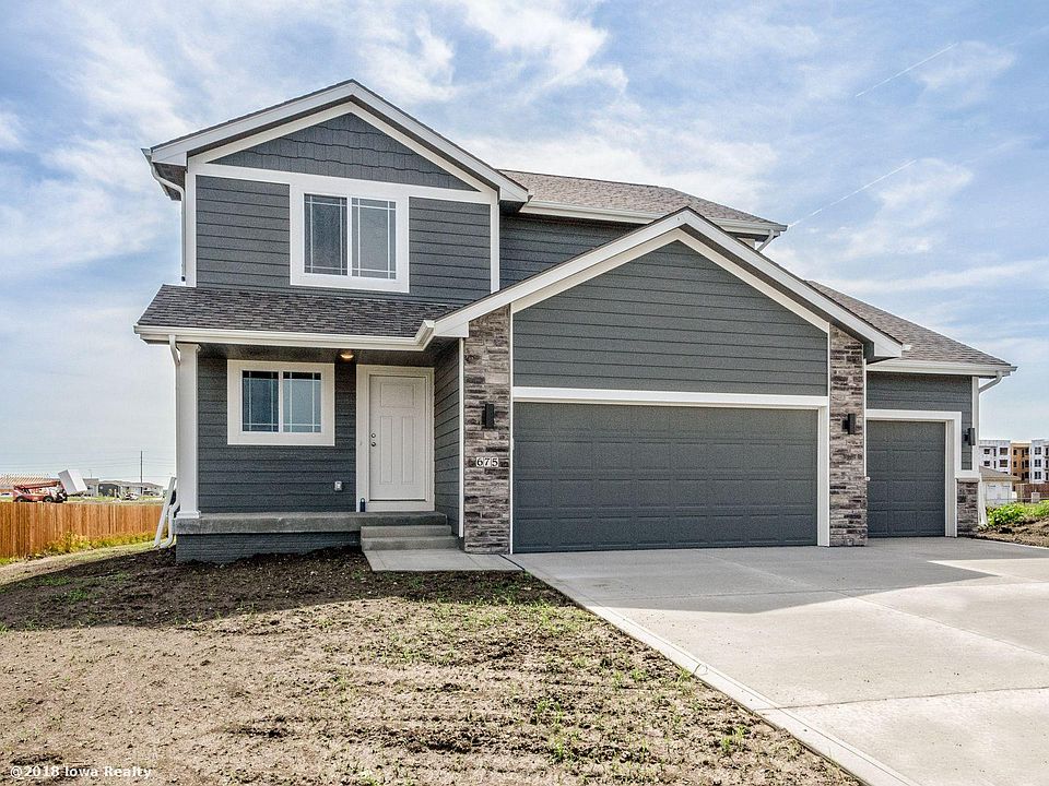 1st image of 675 NE Wilden Dr