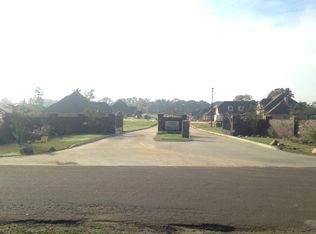 185 Circle Club, Longview, TX 75602