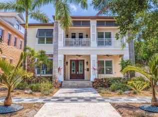 310 8th Ave N, Saint Petersburg, FL 33701