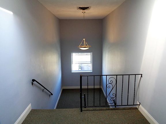 2nd image of 48 Coffey St APT 2D