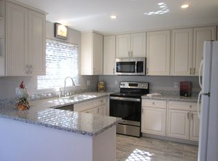 131 Village Ct APT 1, Walnut Creek, CA 94596