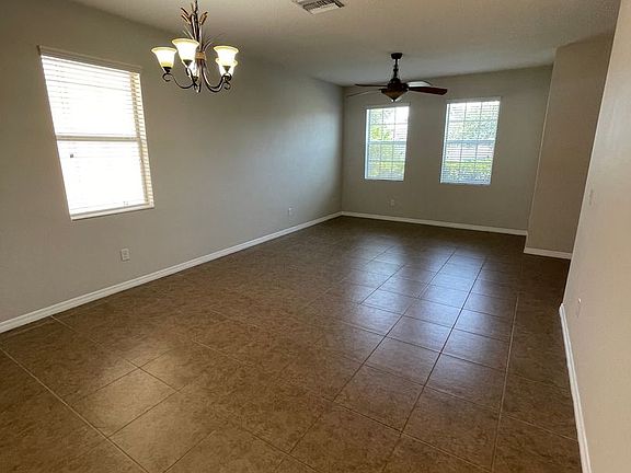 5th image of 507 Corbett Bluff Dr