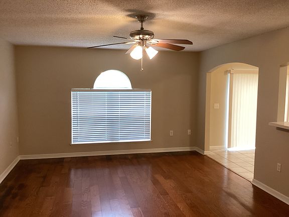 4th image of 6531 Gentle Oaks Dr N
