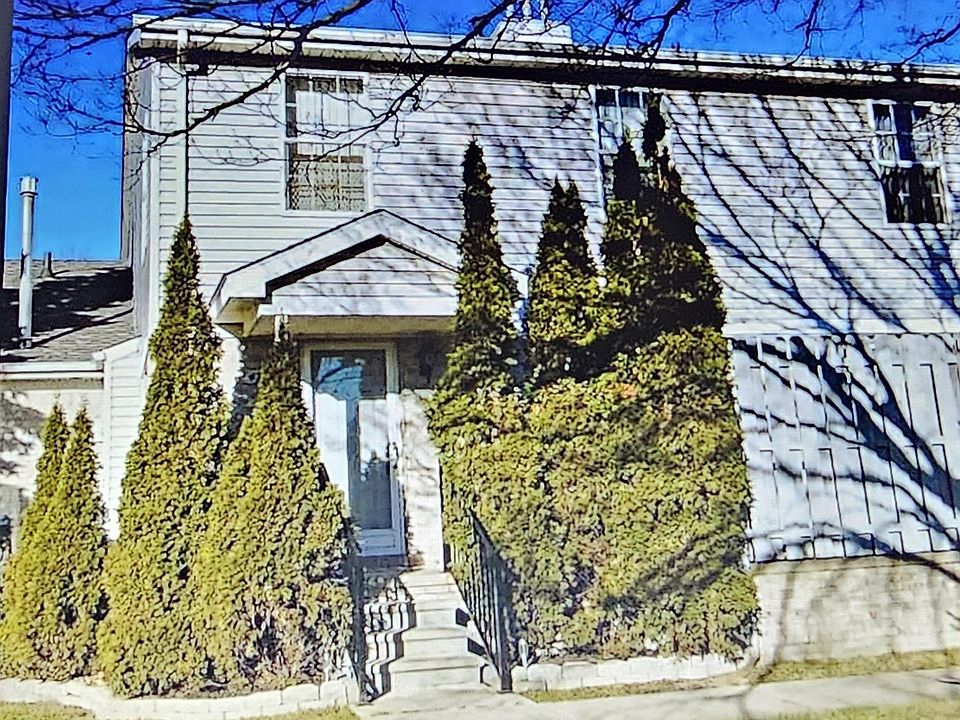 1st image of 47043 Auburn Ct