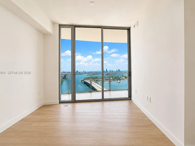 1400 Biscayne Blvd #3401 — Photo 10