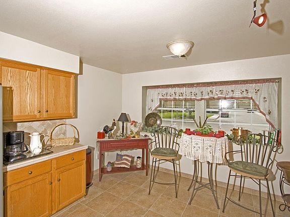 Country style Kitchen room for the whole family