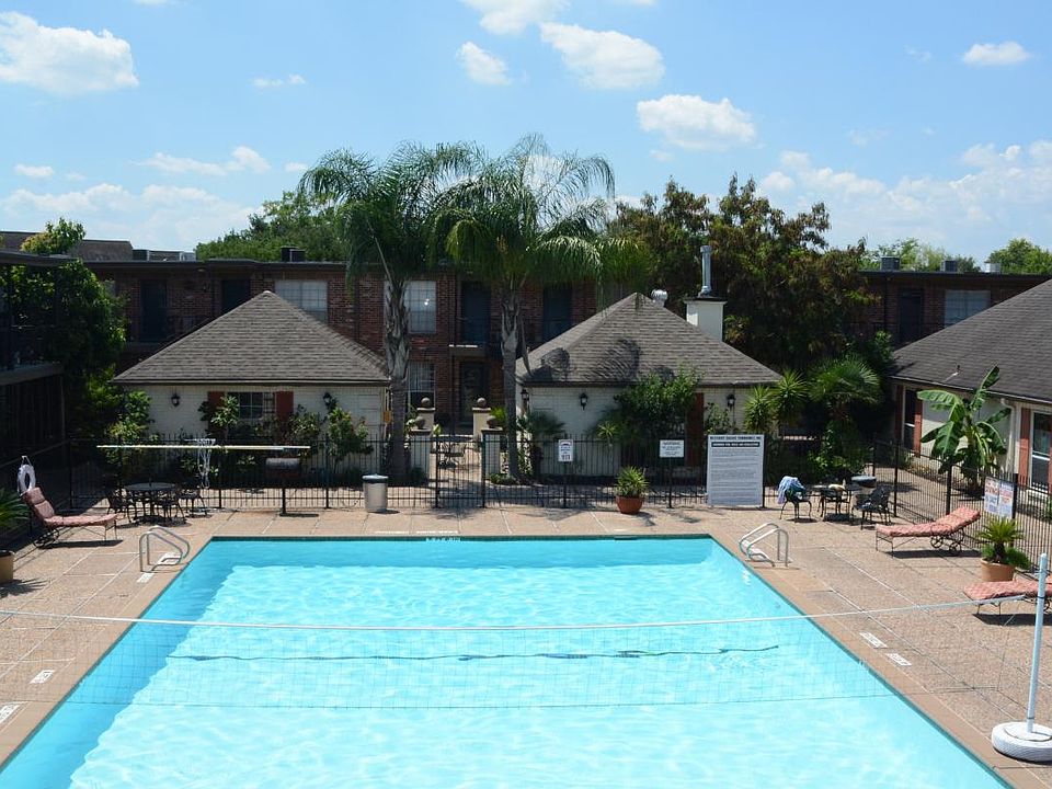 Welcome to the Westbuy Square Townhomes.