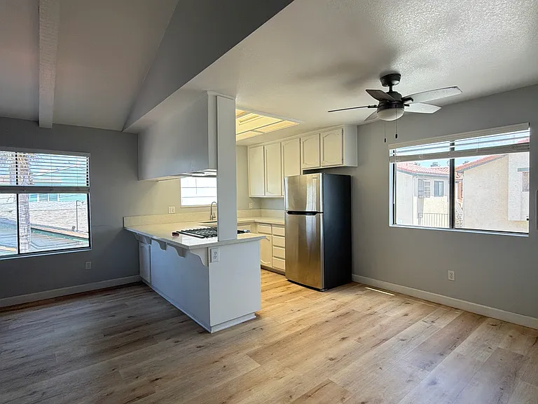 4435 Mississippi St #7 — Photo 2