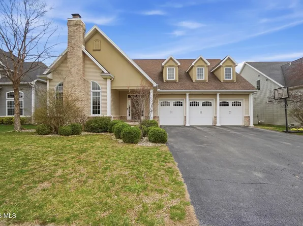 5908 Walnut Springs Blvd, Sylvania, OH 43560