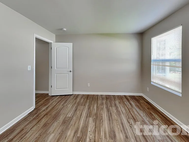 1705 Sawtooth Ct — Photo 7